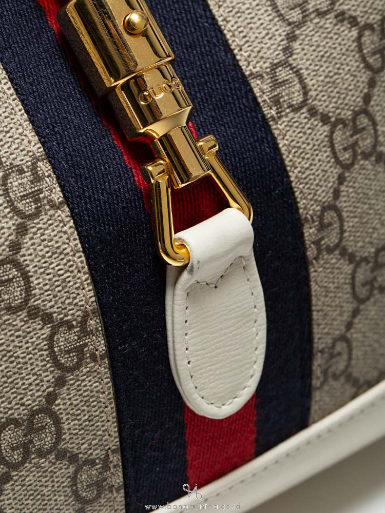 Gucci White/Navy Blue GG Canvas and Leather Medium Vintage Web Boston