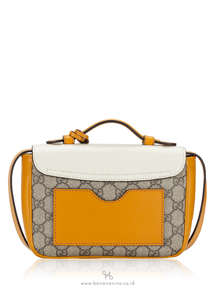 Padlock GG Supreme Shoulder Bag in Beige - Gucci