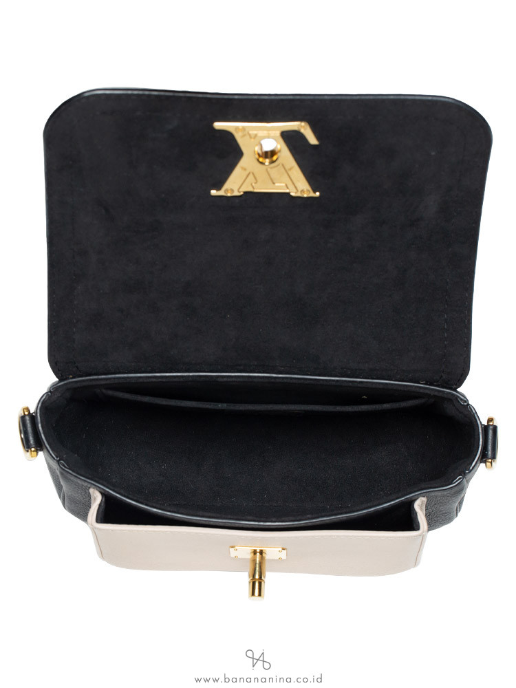 LOUIS VUITTON Grained Calfskin Lockme Tender Black 1237881