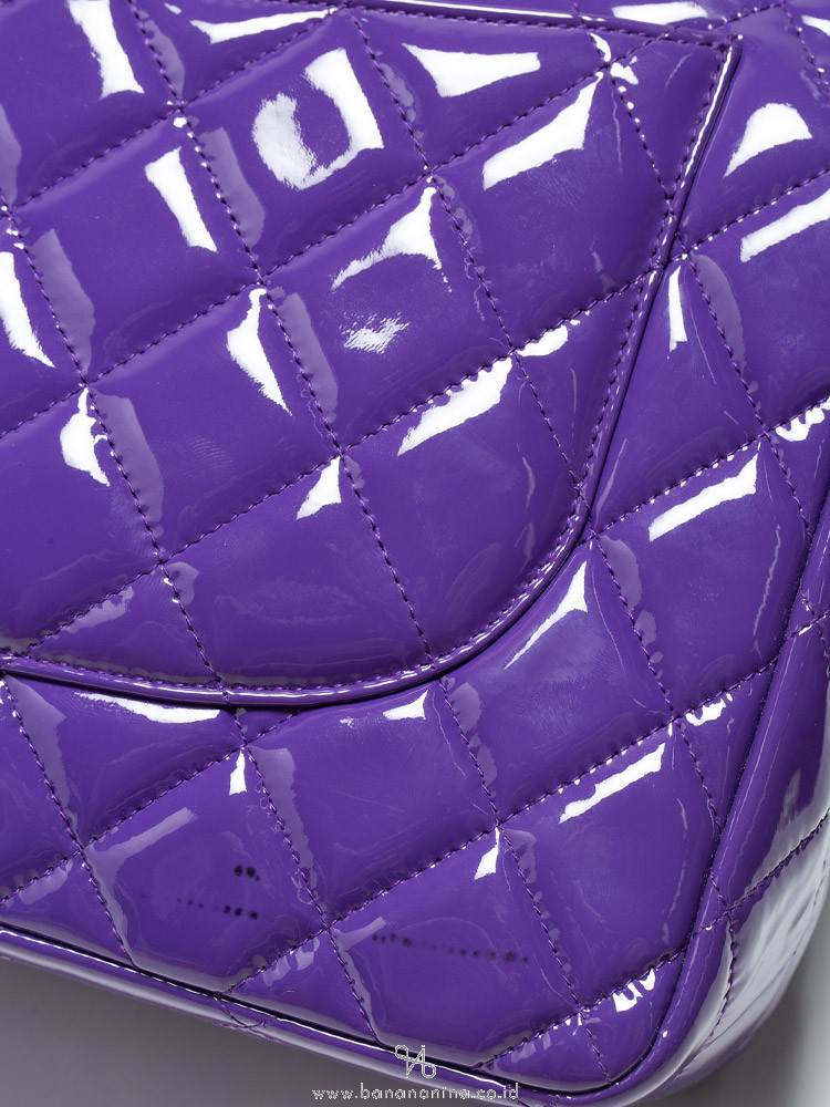 CHANEL Vintage Purple Quilted Flap Bag Purple Nylon Logo -  Israel