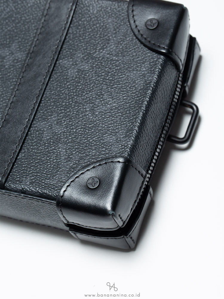 Louis Vuitton, Accessories, Auth Louis Vuitton Monogram Eclipse Soft Trunk  Wallet M69838 Chainshoulder