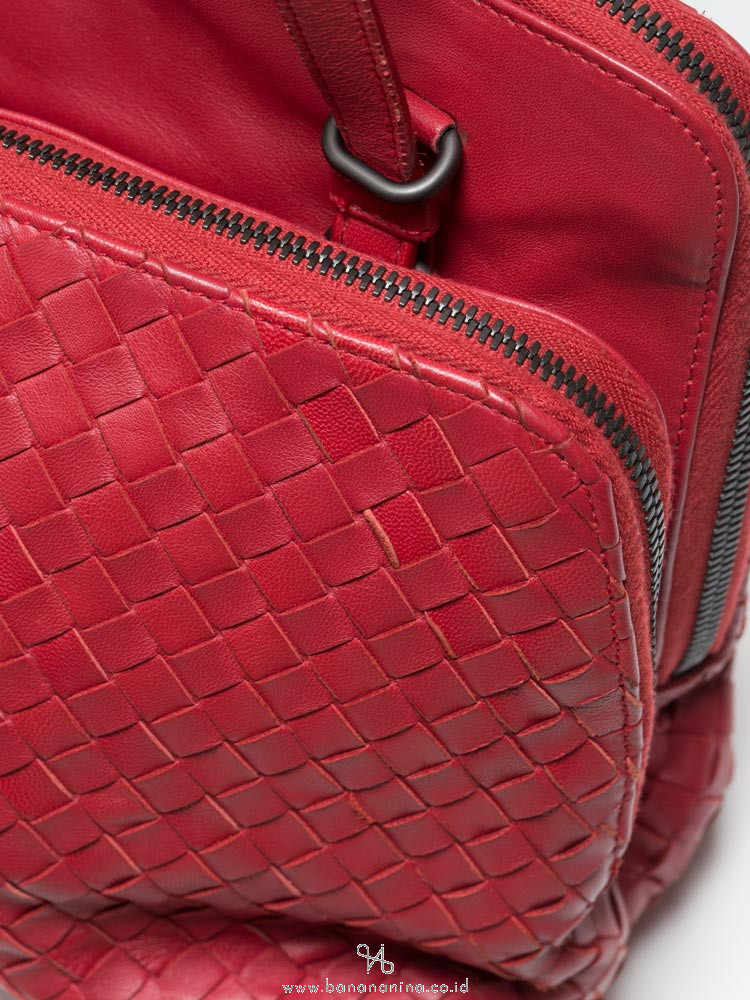 Bottega Veneta Mini Nodini Leather Crossbody Bag In Red