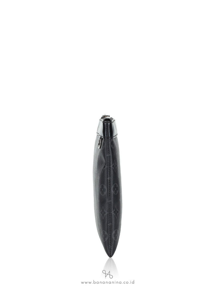Louis Vuitton Monogram Eclipse Discovery Pochette (SHG-36519) – LuxeDH