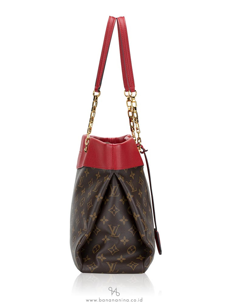 Handbag Louis Vuitton Cerise Monogram Pallas Shopper Red Leather