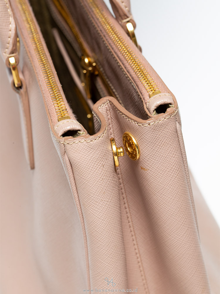Prada Begonia Saffiano Lux Leather Medium Double Zip Tote Bag BN2274 -  Yoogi's Closet