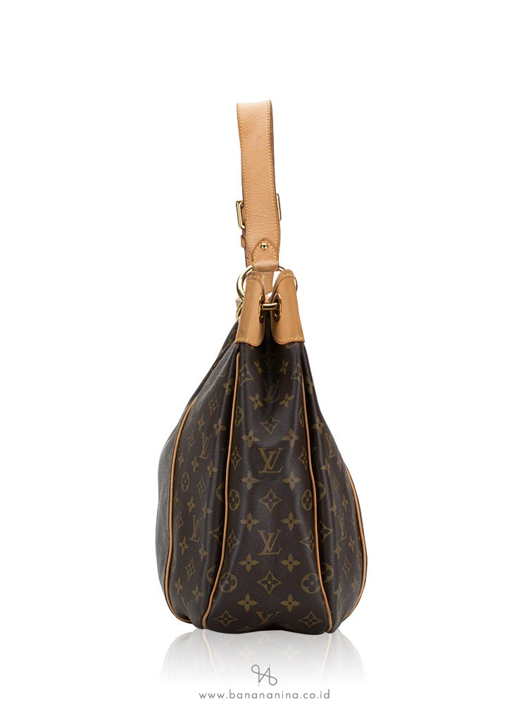 Louis Vuitton Monogram Galleria PM w/ Bag Charm