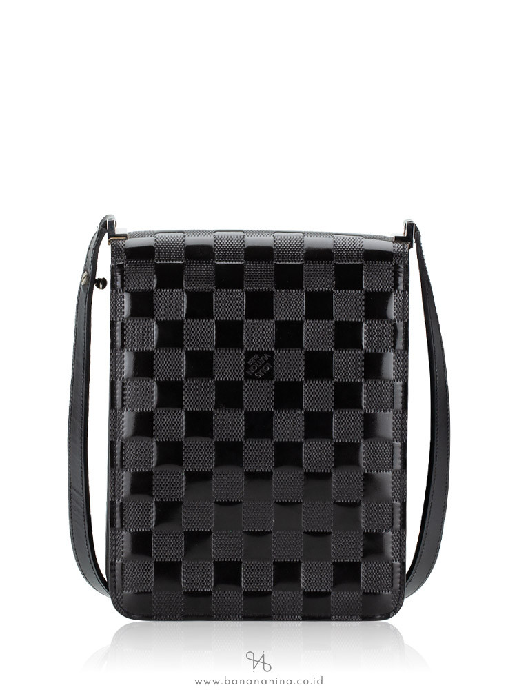 Louis Vuitton Black Damier Vernis Cabaret Club Leather Patent leather  ref.822999 - Joli Closet