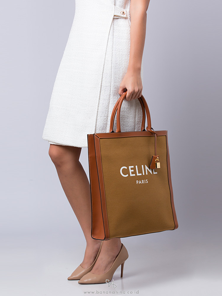 CELINE Canvas Calfskin Logo Print Vertical Cabas Natural Tan
