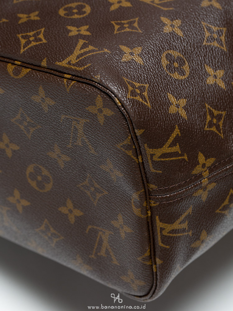 Louis Vuitton thin Black Fabric with Mint Green Patterns