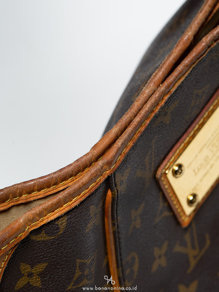 Louis Vuitton, Bags, Beautiful Authentic Louis Vuitton Monogram Galliera  Pm Shoulder Bag