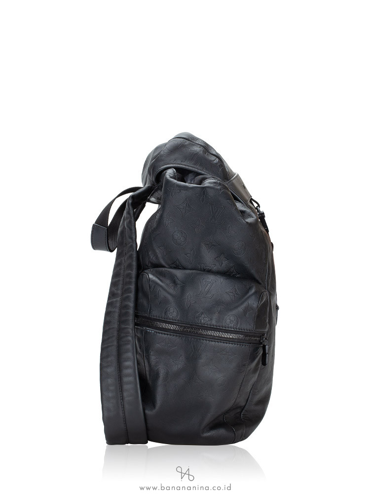 Louis Vuitton Calfskin Monogram Shadow Discovery Backpack Black