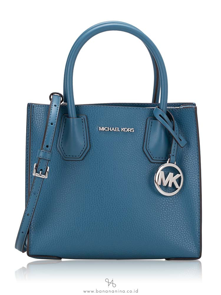 Michael kors mercer medium messenger sales