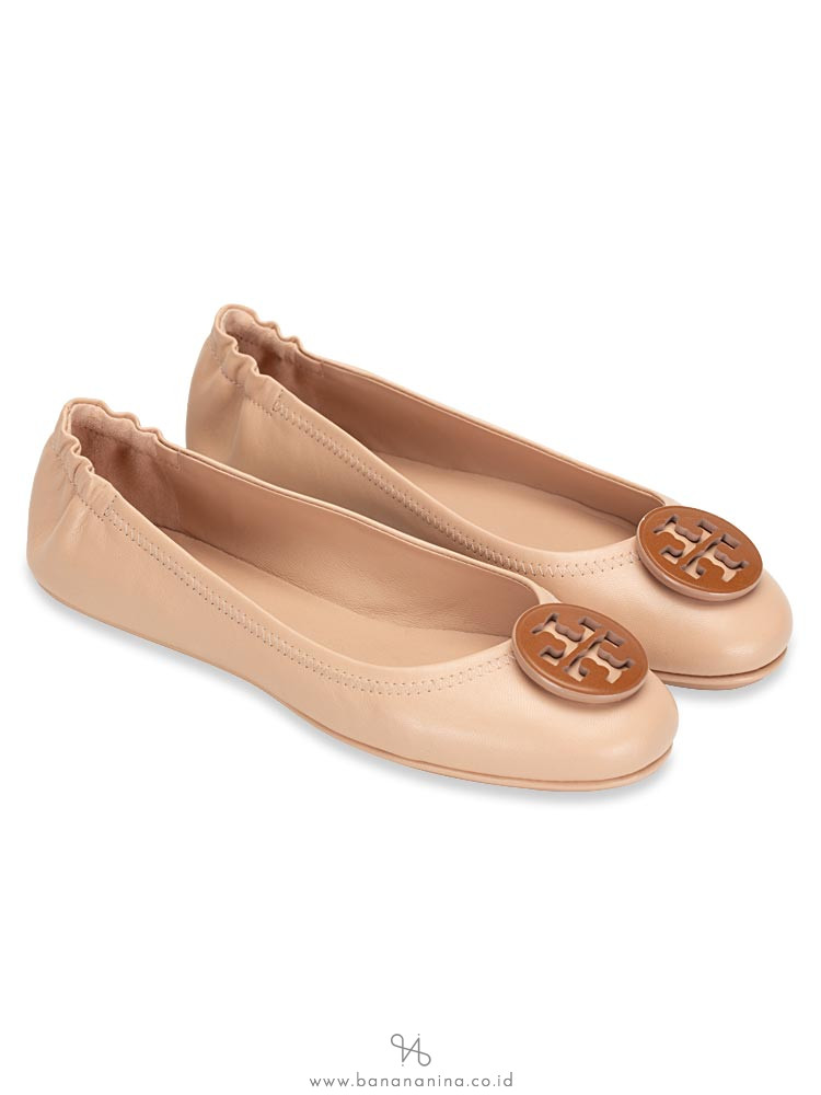 size 39 to us
