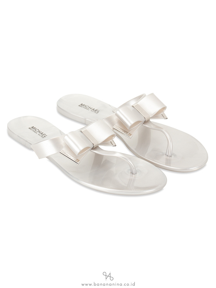 MICHAEL KORS Kayden Thong Sandals Silver Sz 7