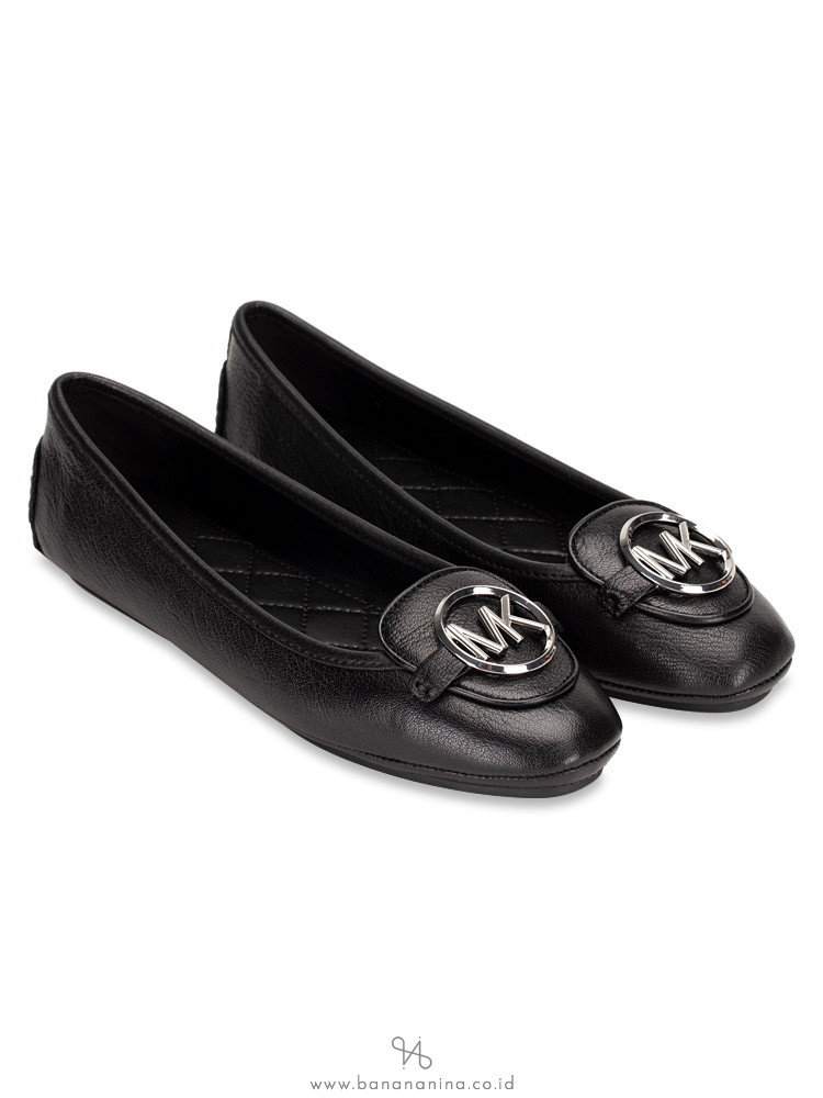 MICHAEL KORS Lillie Leather Flats Black Silver Sz 5.5