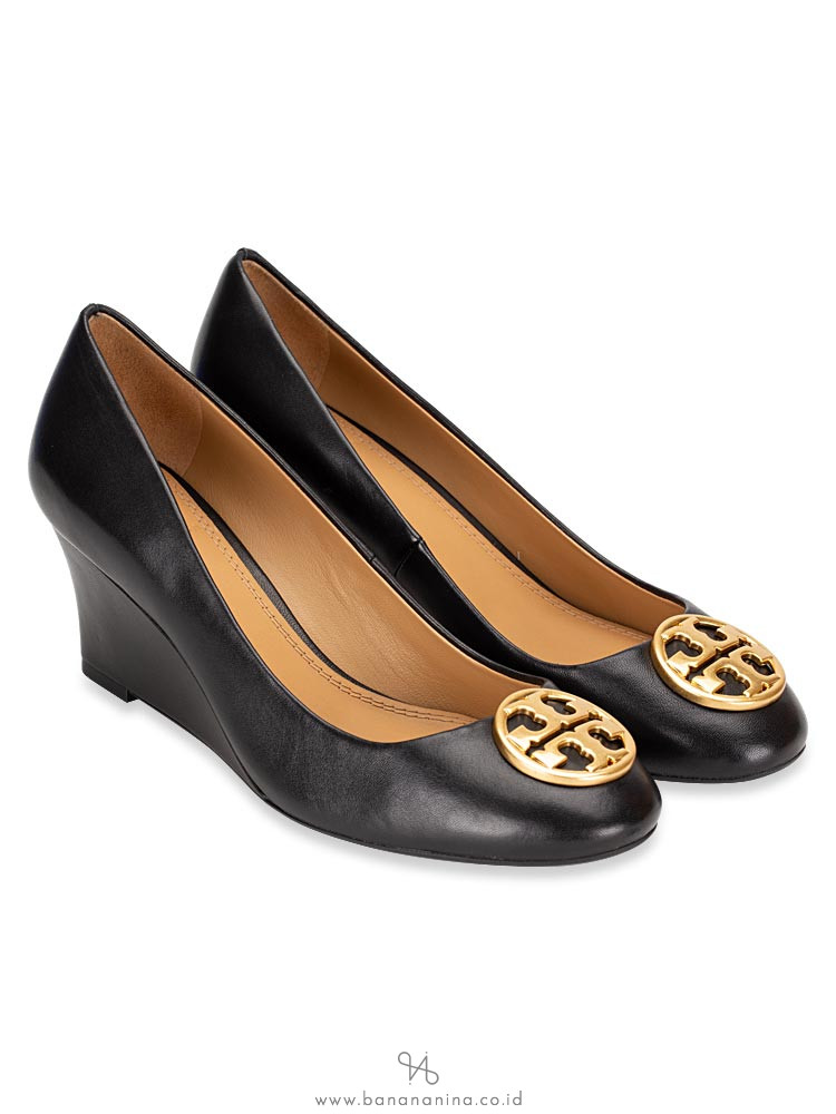 TORY BURCH Chelsea Leather Wedges Black Sz 6.5