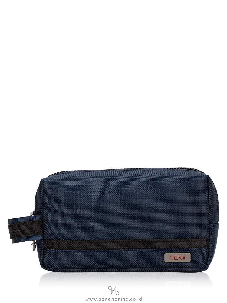 Tumi shop men pouch