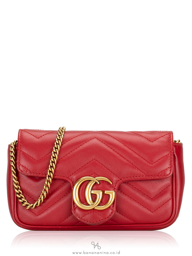 Gucci GG Marmont Matelassé Leather Super Mini Bag Red
