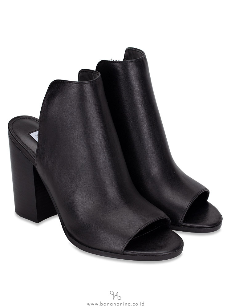 STEVE MADDEN Tilt Mule Heels Black Sz 6