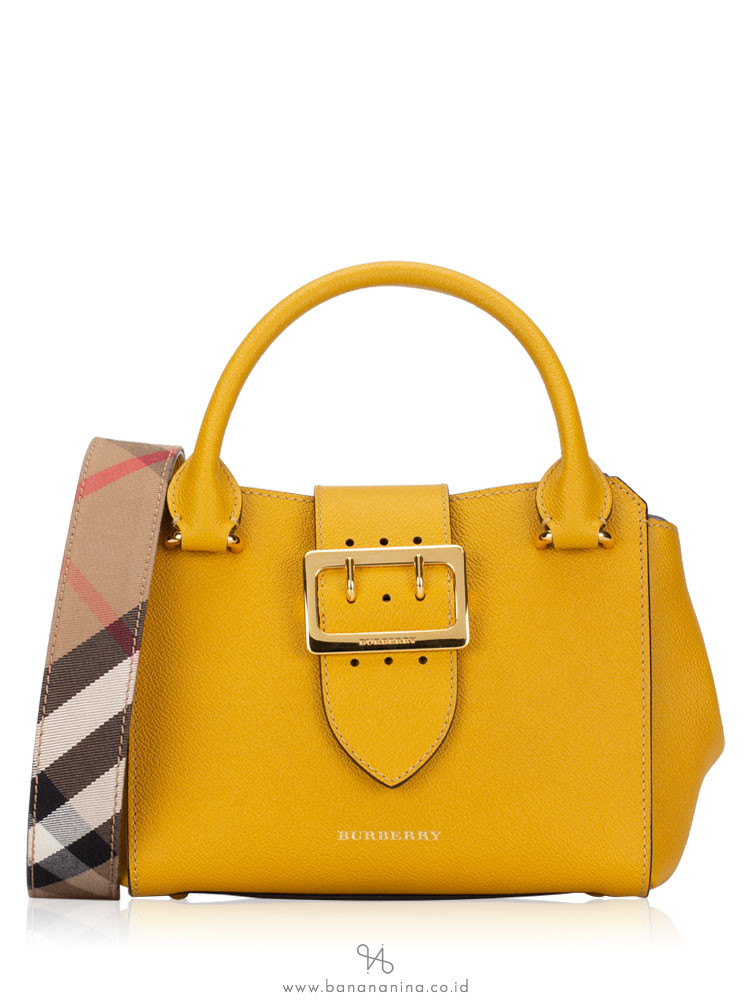buckle tote burberry