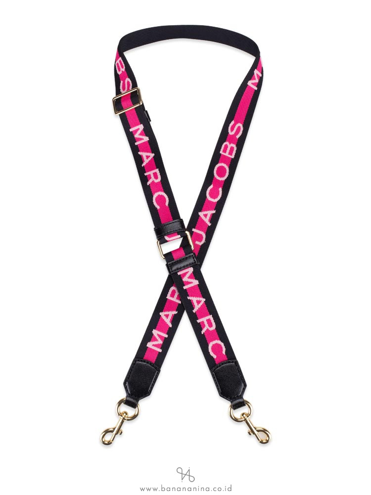 The Marc Jacobs Strap 2024 favors