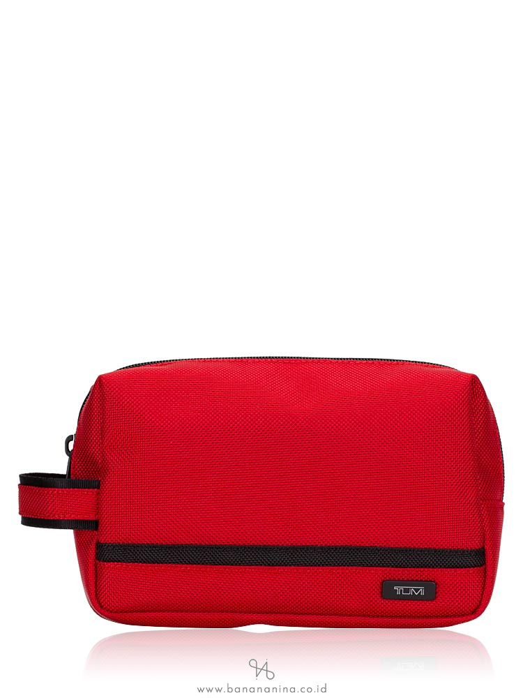 Tumi new arrivals medium kit