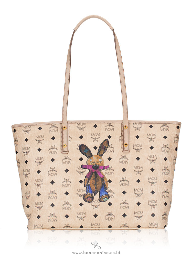 black handbag shopper