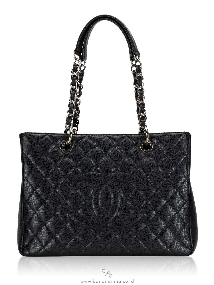 caviar quilted grand shopping tote gst black