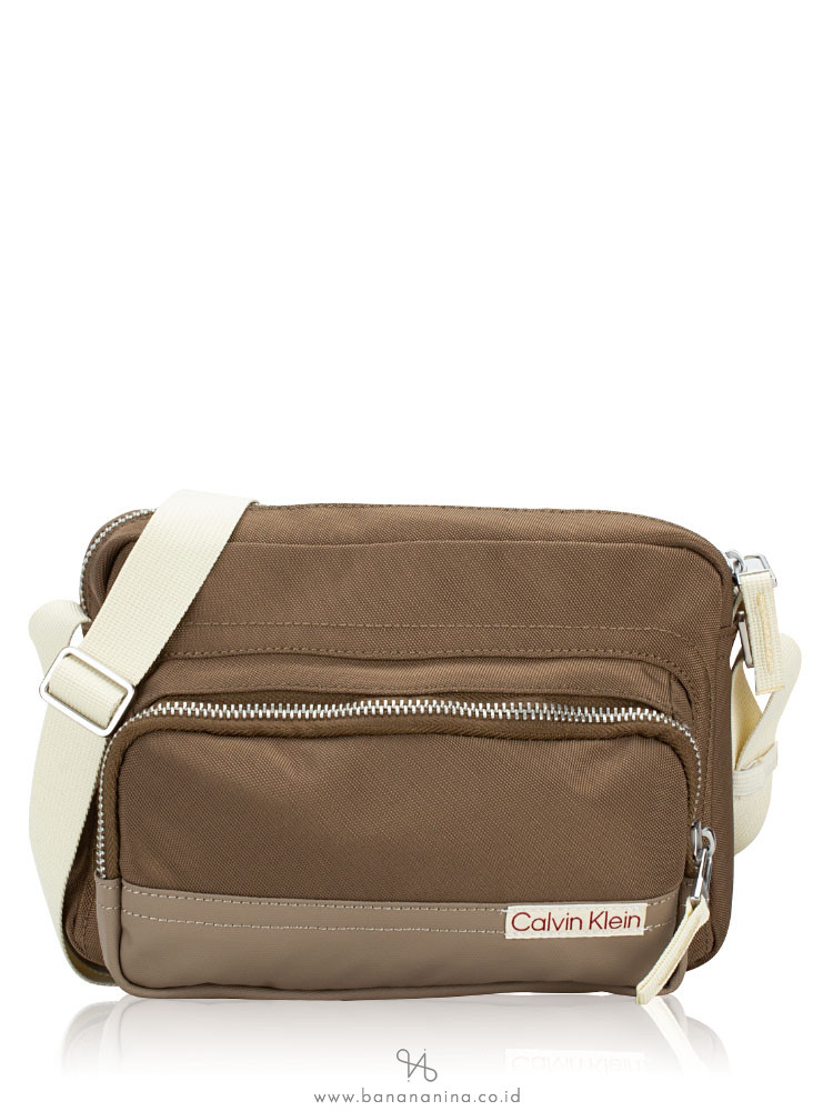 Calvin klein utility canvas crossbody bag discount