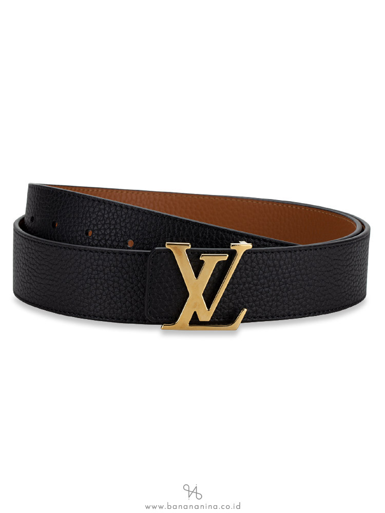Louis Vuitton LV Initiales 40mm Reversible Belt Black Taurillon. Size 110 cm