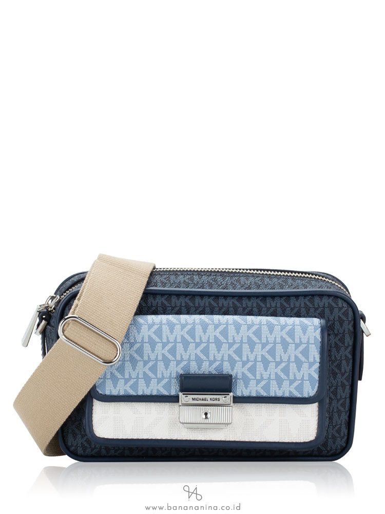 Michael Kors Signature Bradshaw Medium Pocket Camera Crossbody Chambray