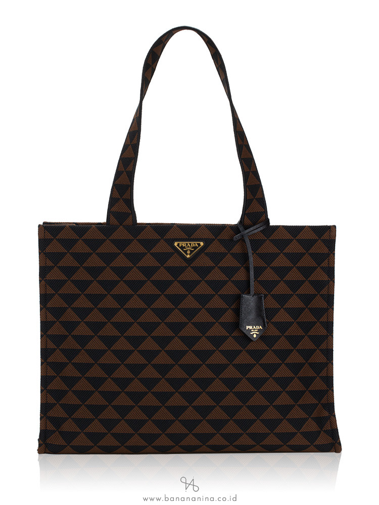 Prada quilted store tote bag