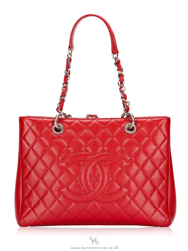 Chanel Caviar Quilted Grand Shopping Tote GST Red