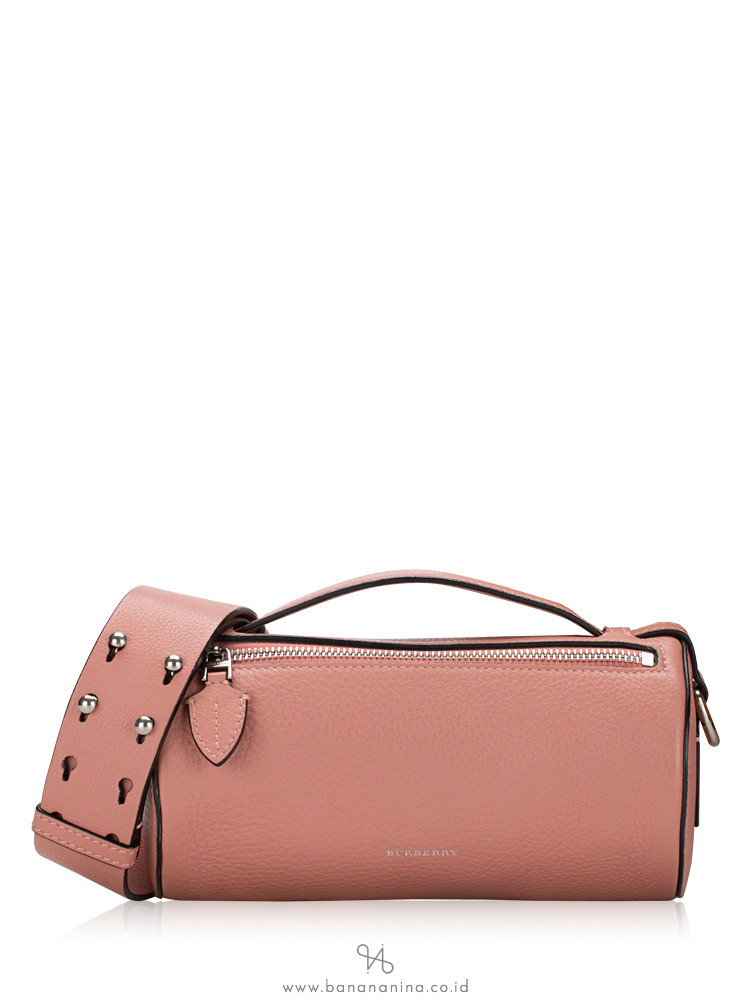 Burberry barrel bag clearance